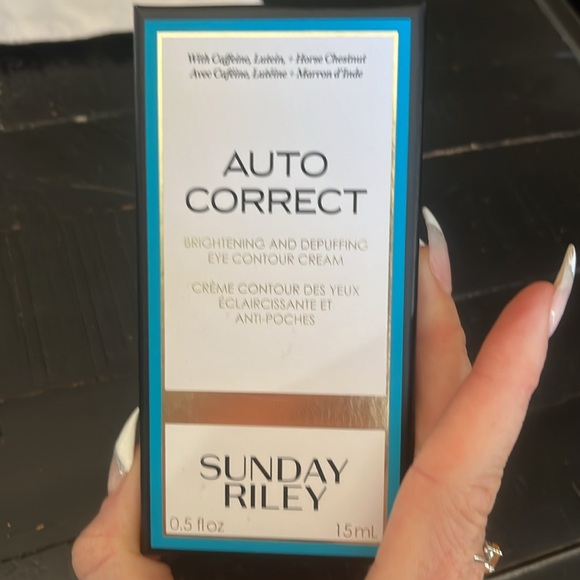 Brand new and sealed Sunday Riley autocorrect - Picture 4 of 6
